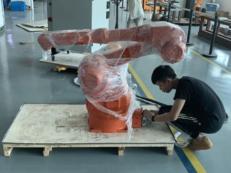 新力光噴涂機器人本體 新力光噴涂機器人本體
